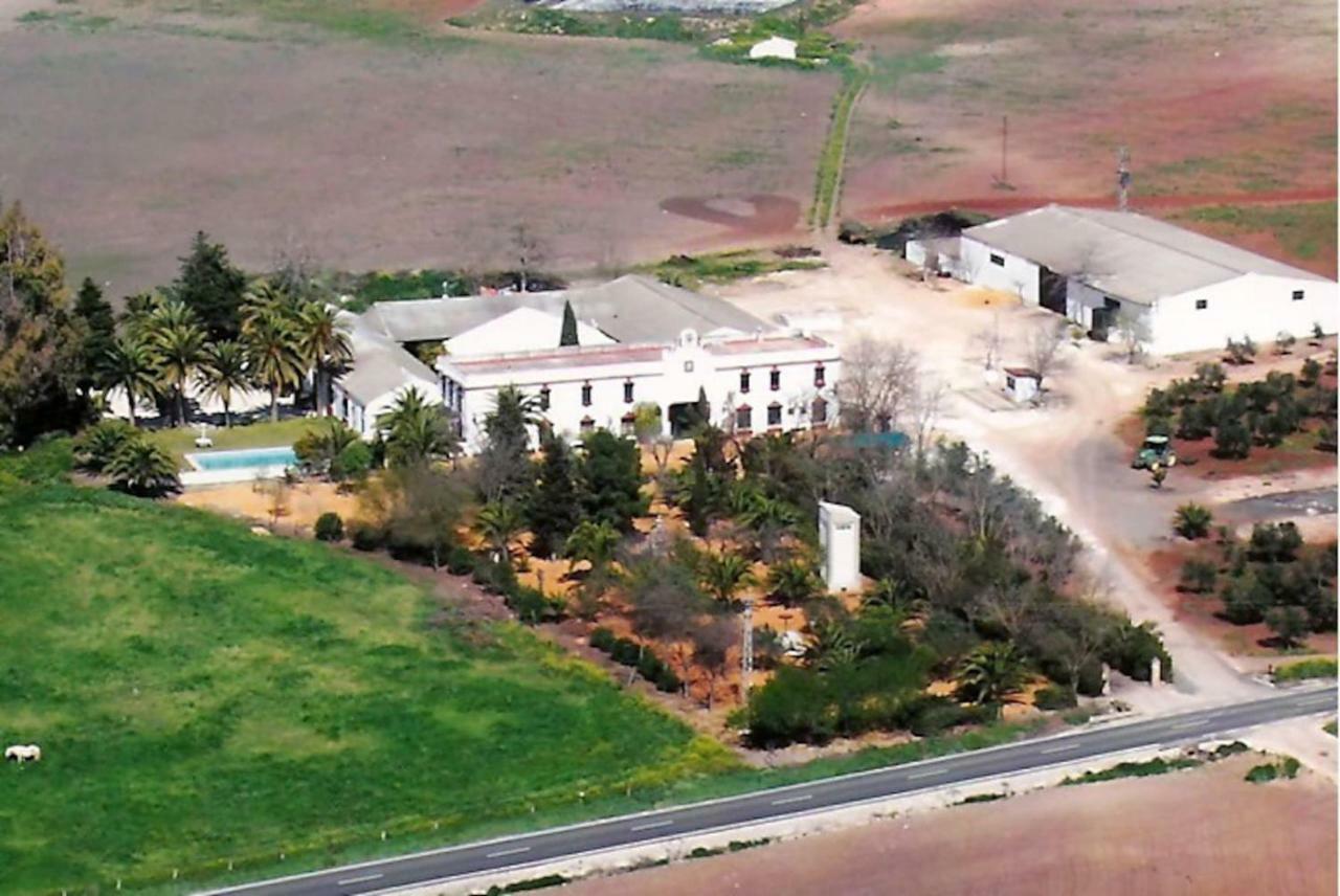 Hacienda Chambergo Casa En La Campina Sevillana Écija Exteriör bild