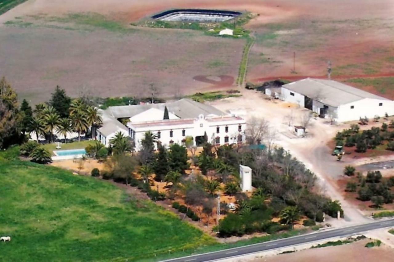 Hacienda Chambergo Casa En La Campina Sevillana Écija Exteriör bild